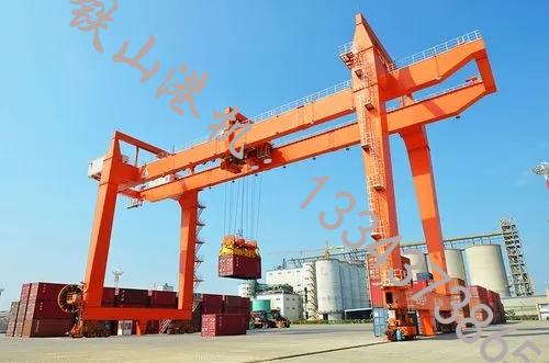 海南?？诟劭陂T式起重機廠家